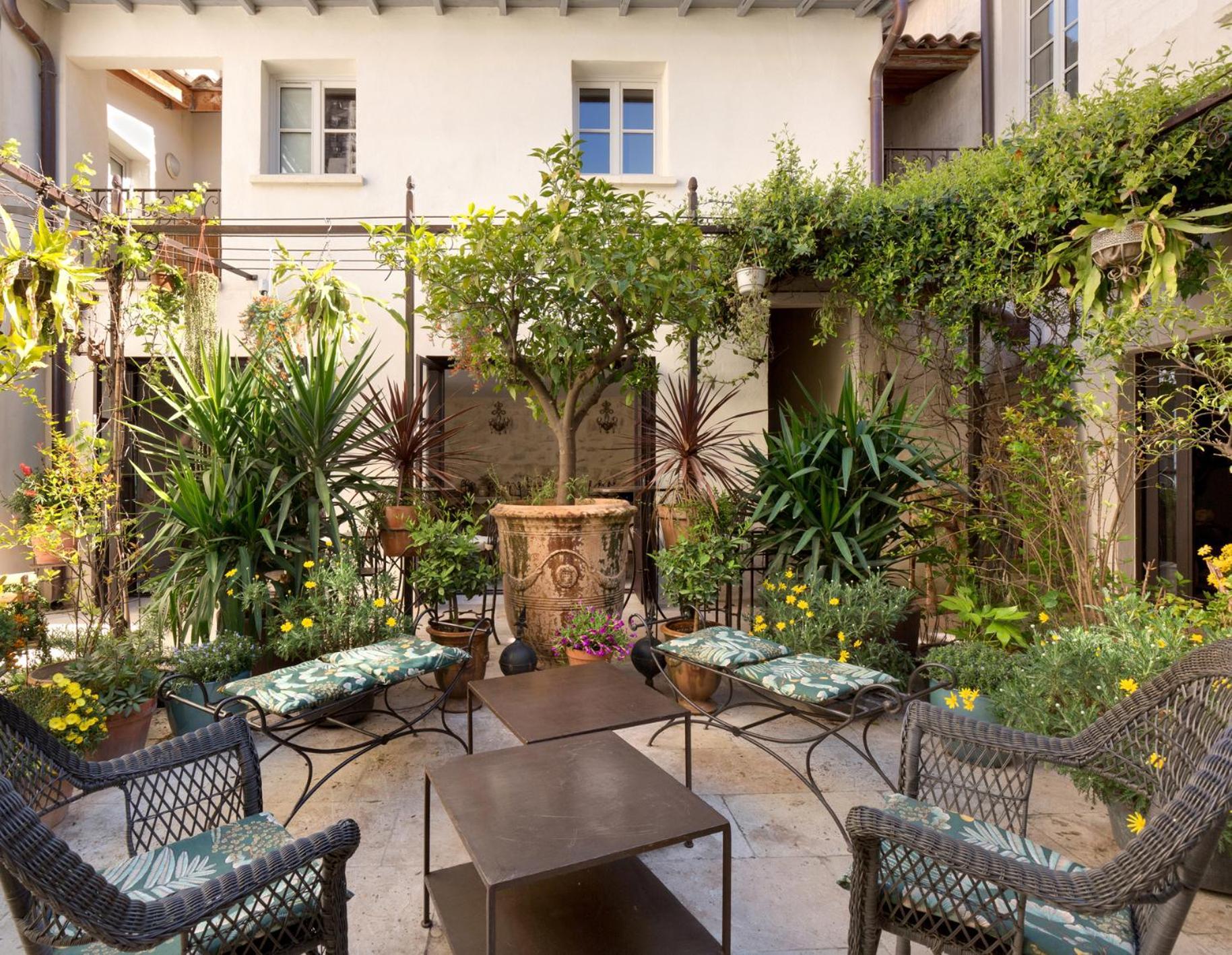 La Maison Des Augustins 4 Stars Spa Et Fitness Avinyon Oda fotoğraf