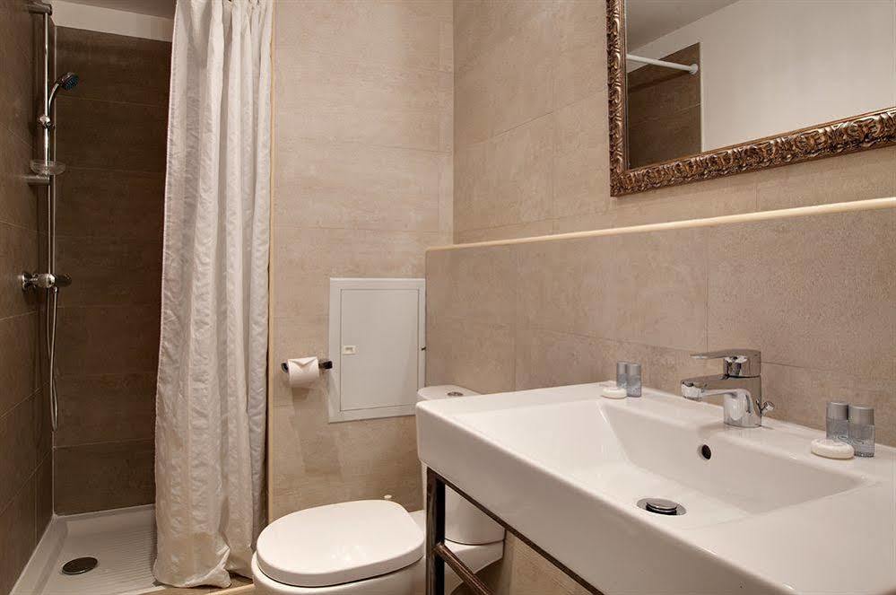 La Maison Des Augustins 4 Stars Spa Et Fitness Avinyon Dış mekan fotoğraf